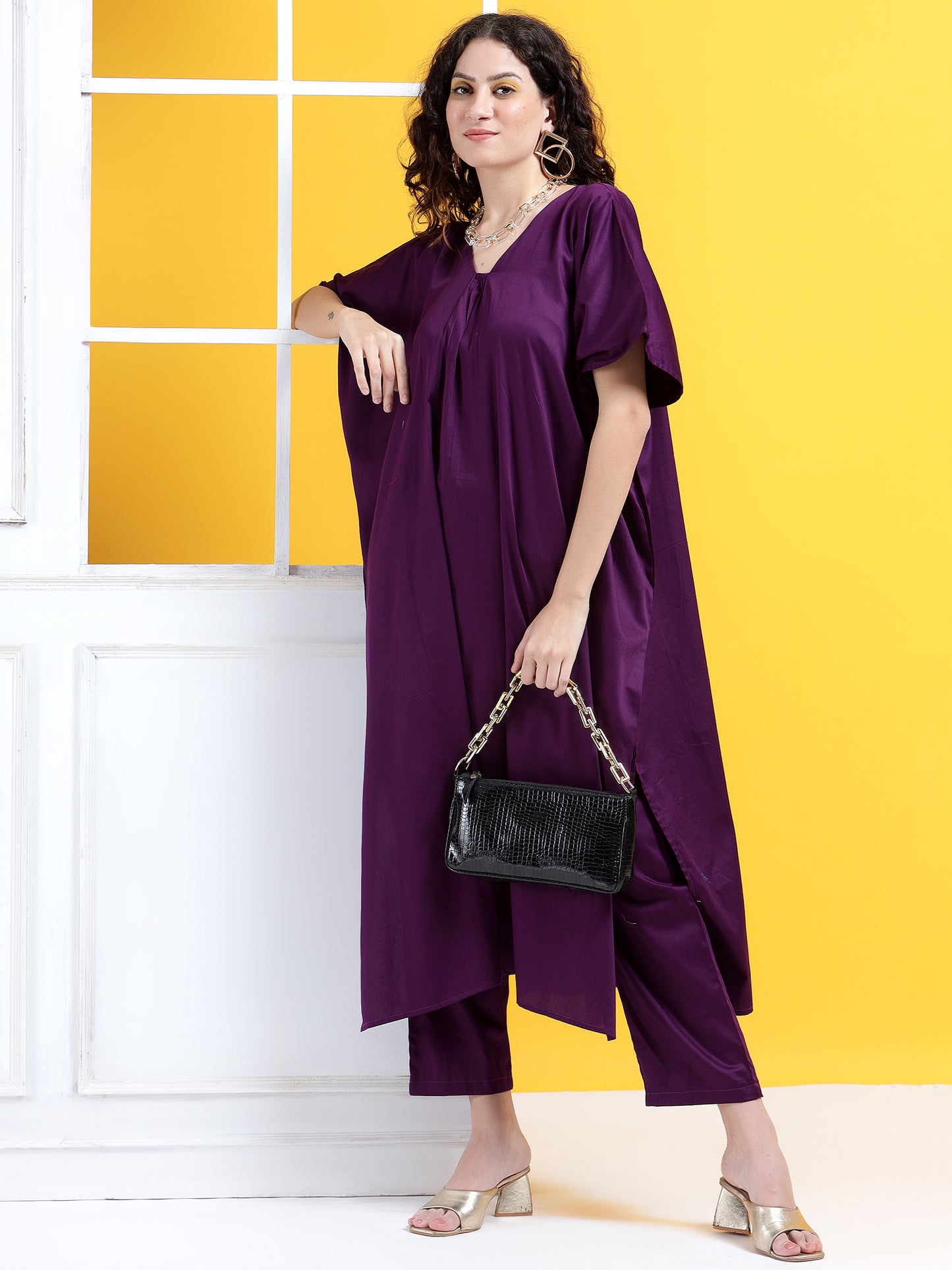 Monochrome Mastery Kaftan Style Suit- Set of 2