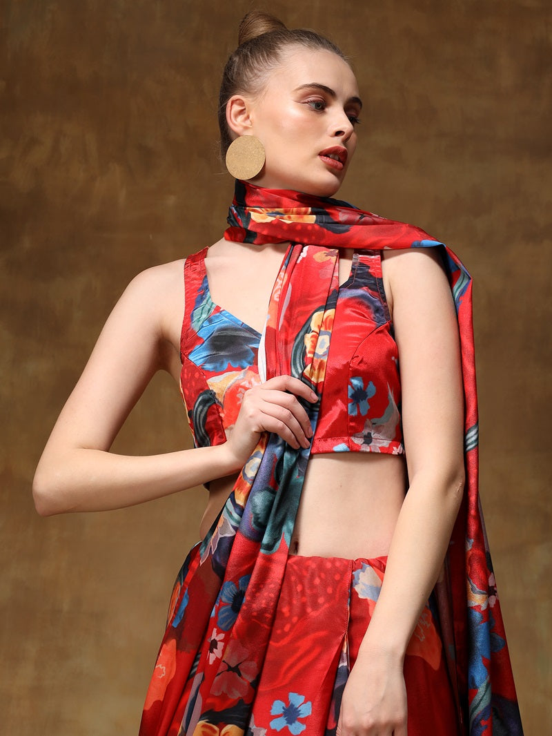 Chic & contemporary stitched saree