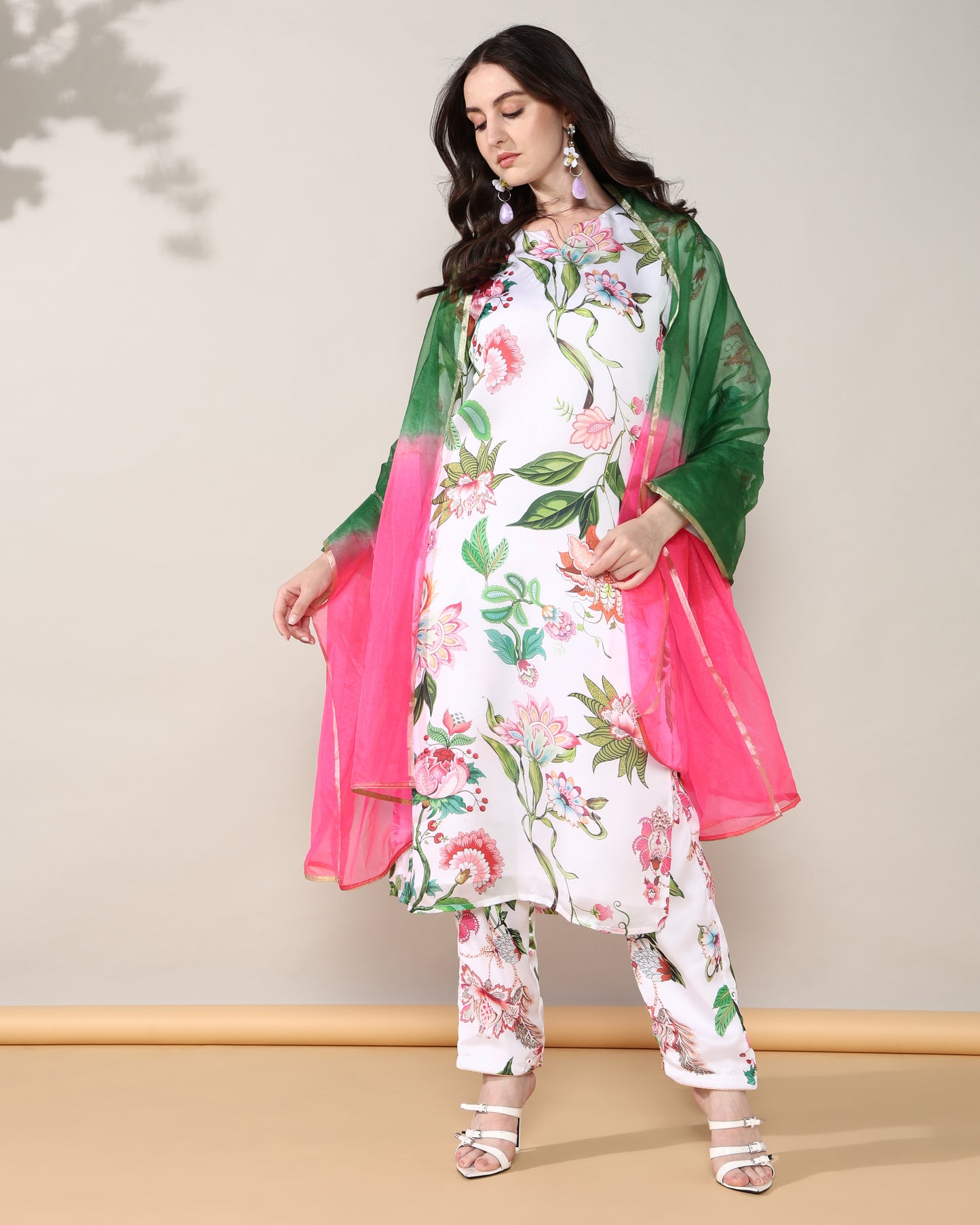 White floral Georgette satin suit with organza dupatta set of 3