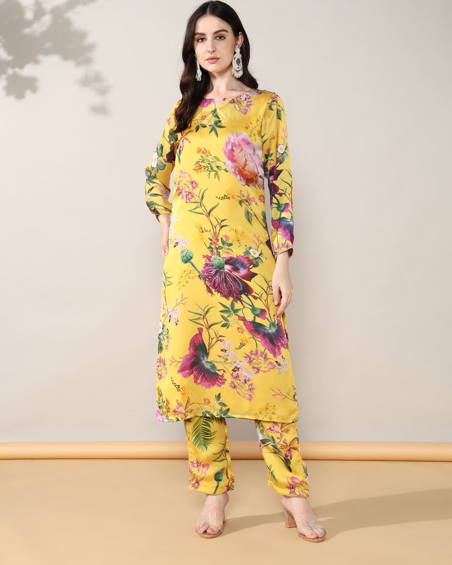 Yellow floral Georgette satin suit with organza dupatta set of 3
