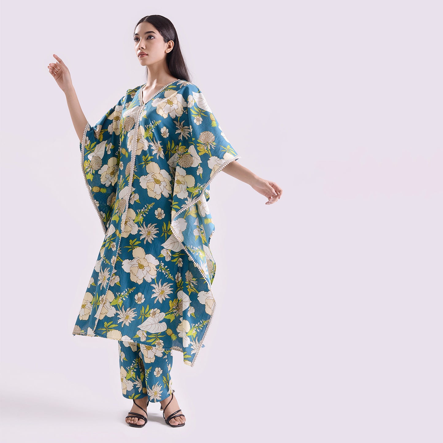 Poplin kaftan style suit set of 2 with embroidered border