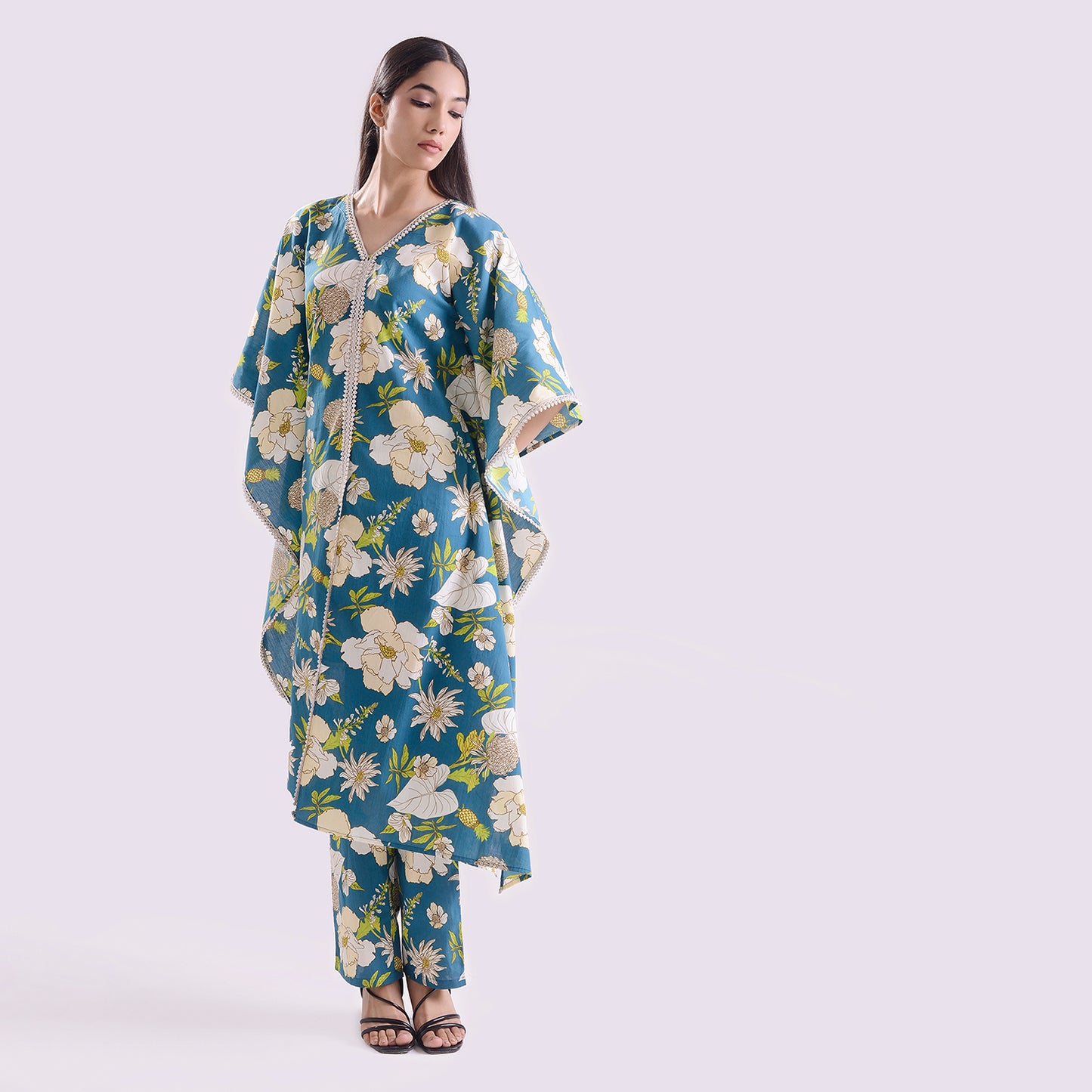 Poplin kaftan style suit set of 2 with embroidered border