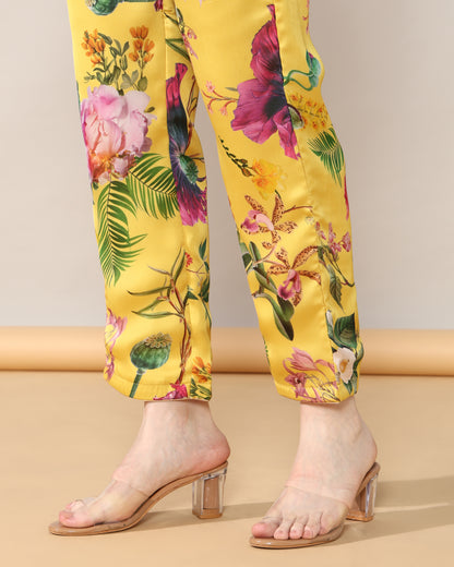 Yellow floral Georgette satin suit with organza dupatta set of 3
